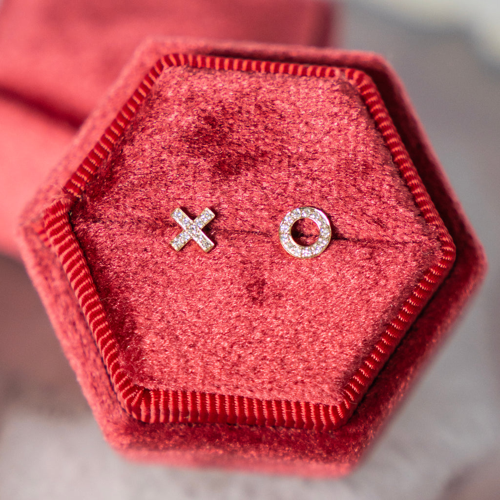 XO Diamond Studs